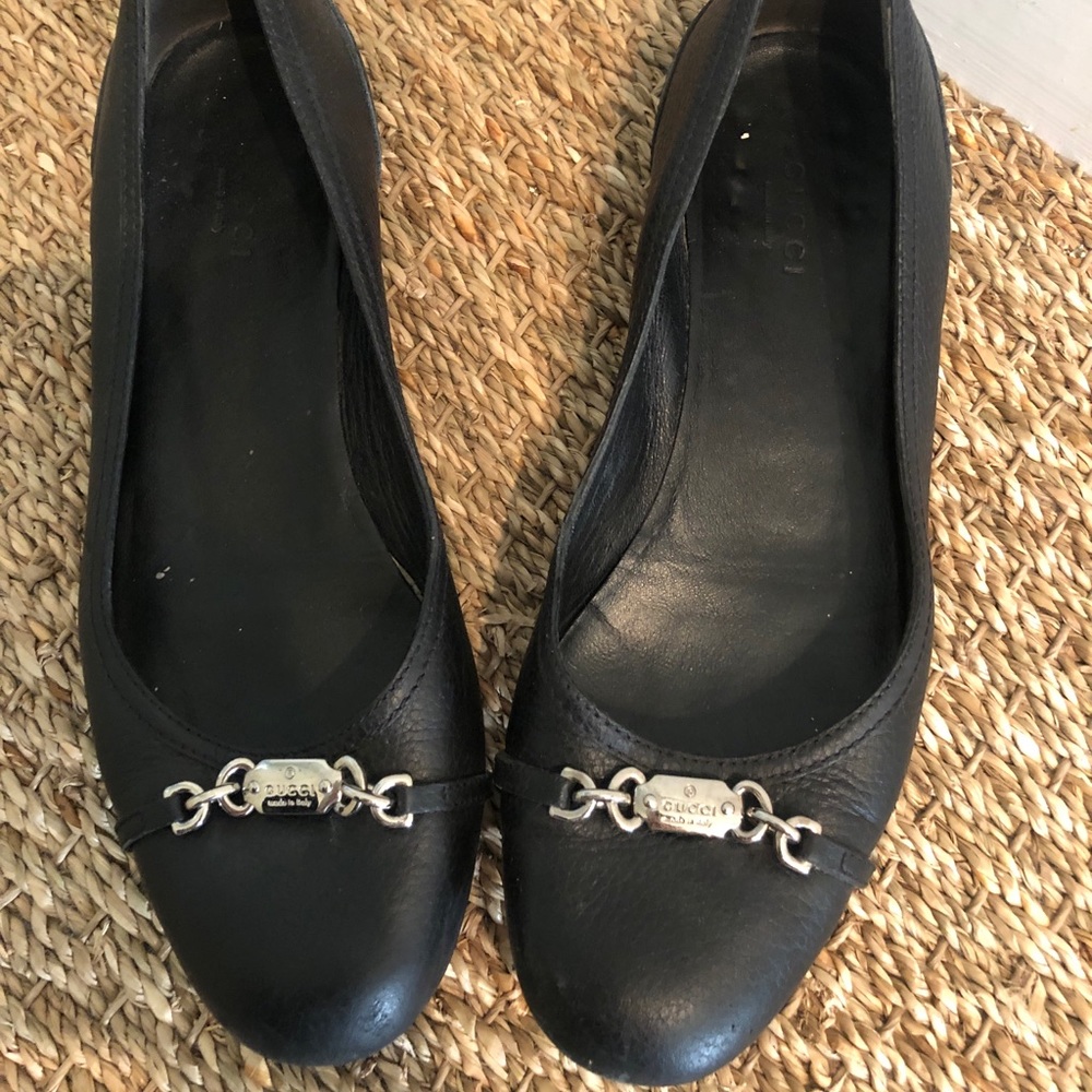 Gucci flats